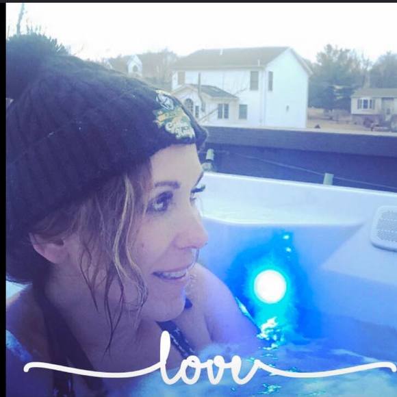 Meet your Posher, Veronica - Picture 1 of 1